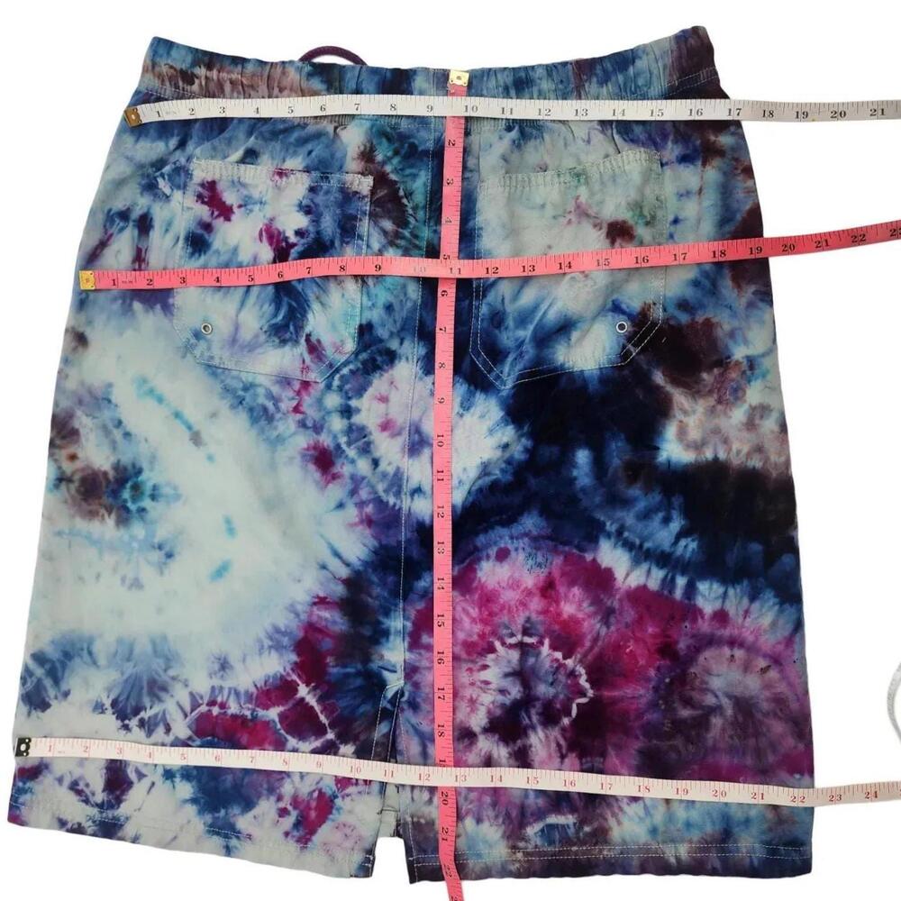 Jenny Buchannan. Reworked, 90s Knee Length, Hand Tie-Dye Skirt. Size: 10 - Picture 7 of 7